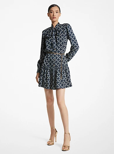 MICHAEL Michael Kors Empire Logo Satin Tie-Front Dress 4 MICHAEL Michael Kors Empire Logo Satin Tie-Front Dress – Bild 2